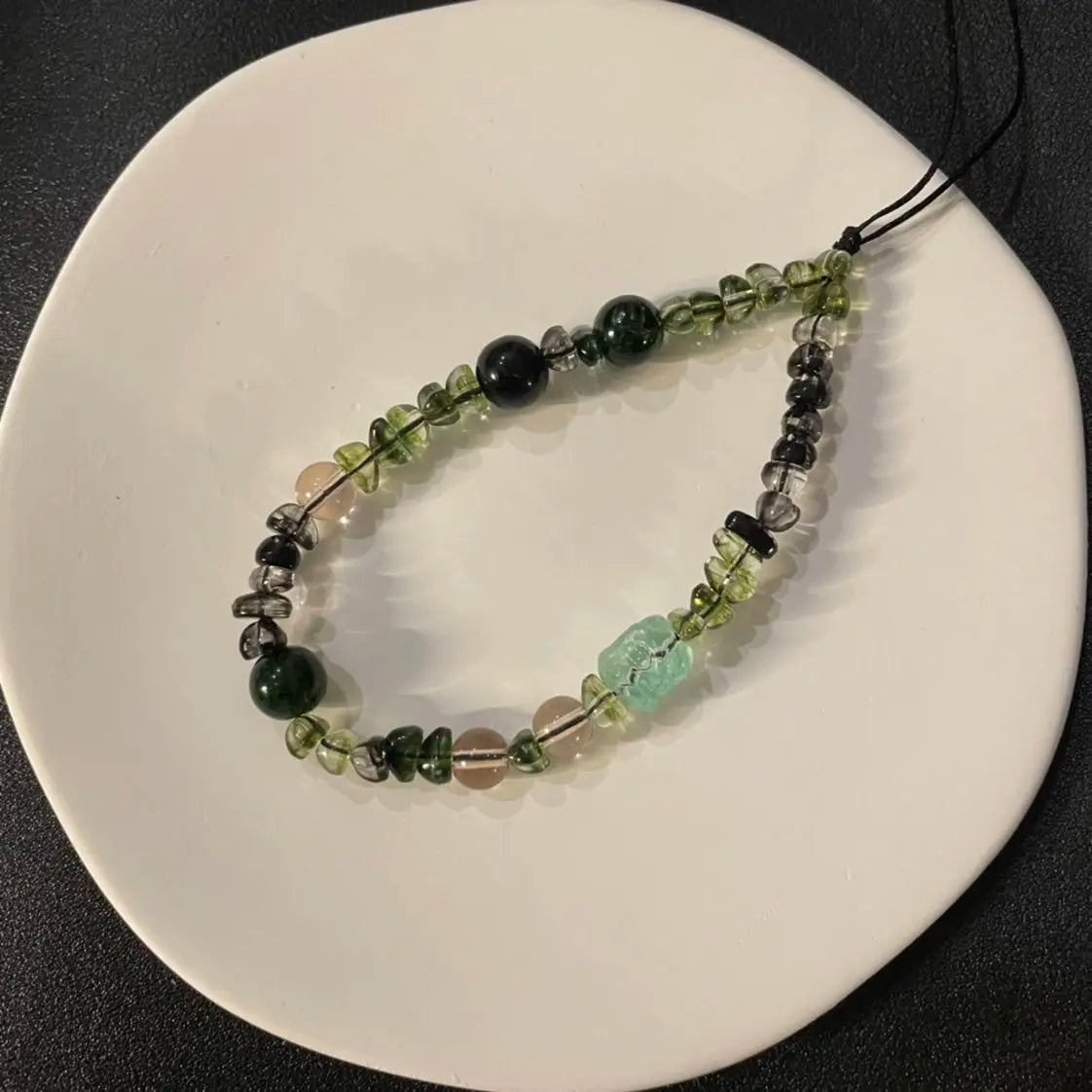 New Phone Charm Strap Ins Retro Green Transparent Imitation Jade Pendant Vintage Light Luxury Anti-Lost Cellphone Lanyard